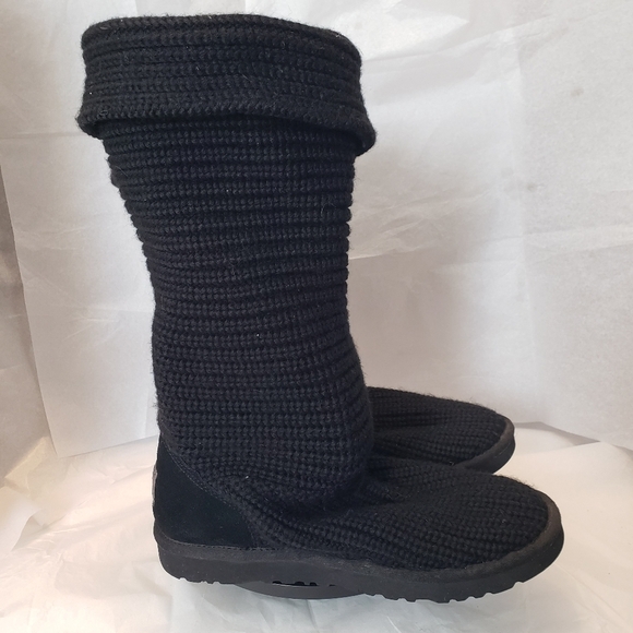 Ugg Classic Cardy Boot Size 8 Black (5819) - Picture 1 of 11